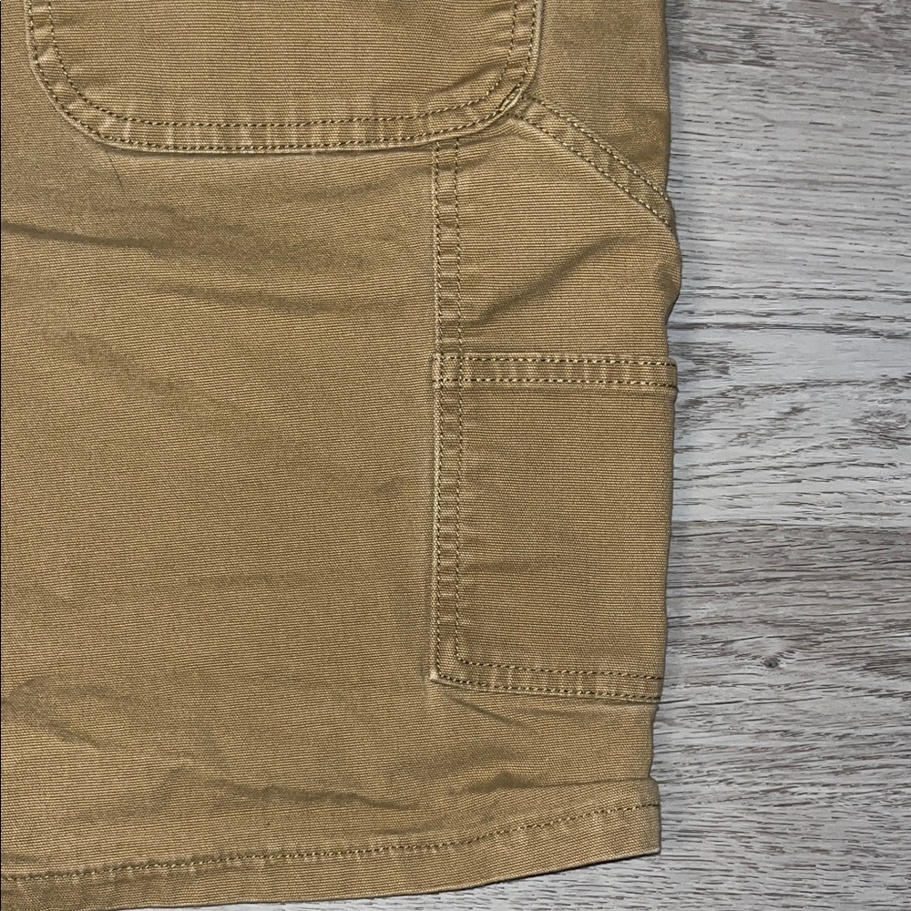 Carhartt Women’s Durable Brown Cargo Shorts EUC - Picture 6 of 9